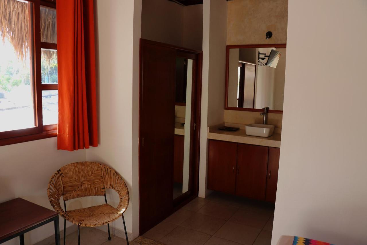 Hotel Poza Clara Sanctuary à Bacalar Extérieur photo